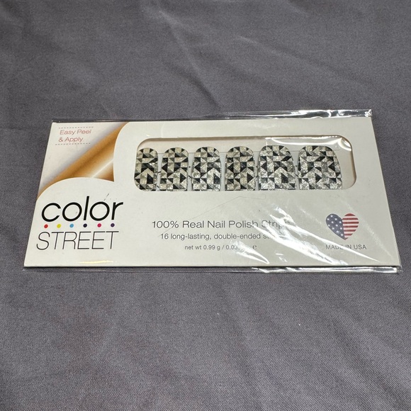 *Rare, HTF* Color Street: Wynwood | Silver Black Pearl Geometric Abstract Design - Picture 3 of 8